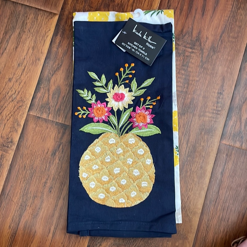 Two dish towels with pineapple